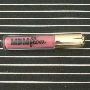Mdm flow lipstick
